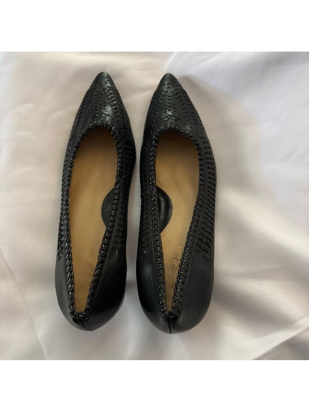 Eddie Bauer Vintage Leather Brown Kitten Women's size 7